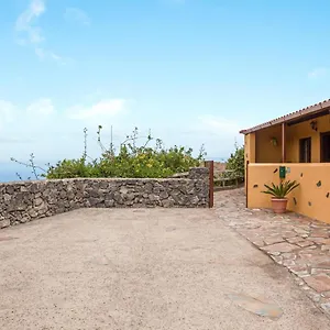 https://casa-chinamada-la-laguna-tenerife.tenerifehoteles.net